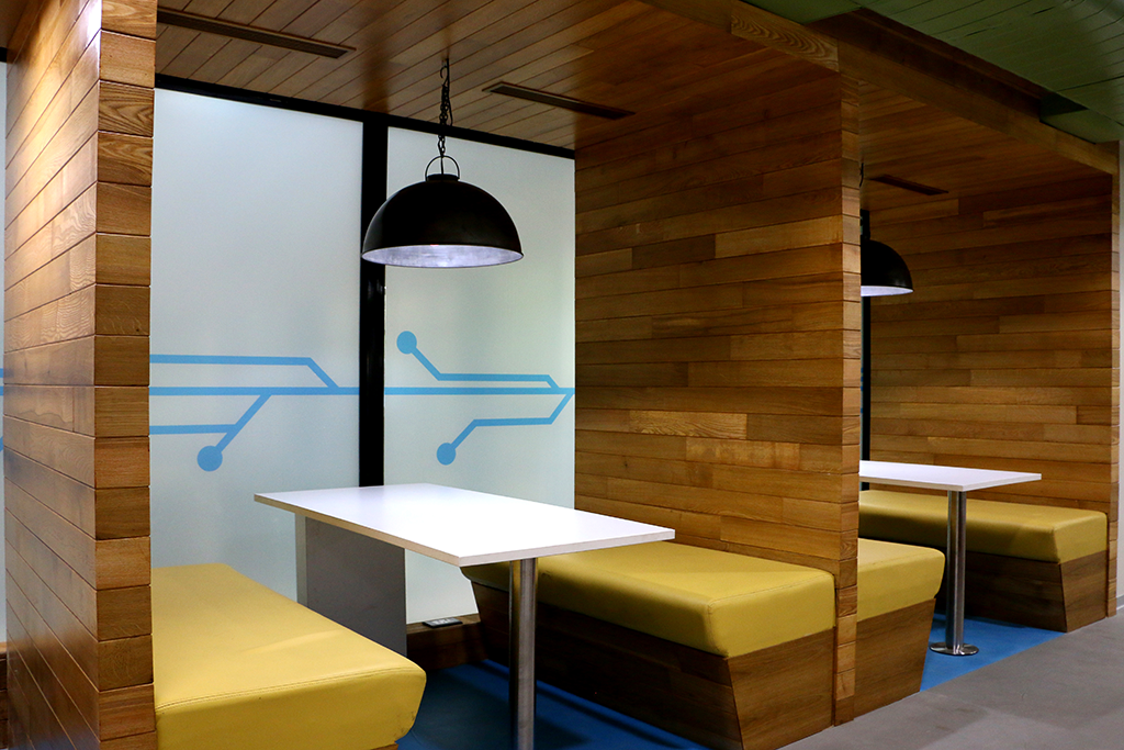 M/s Lowe’s Innovation Labs